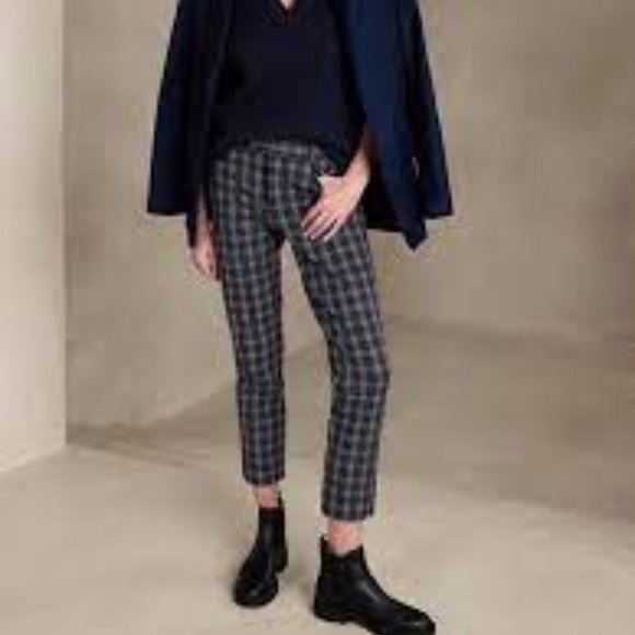 Banana Republic Sloan blue plaid pants, Size 10P - Picture 2 of 7
